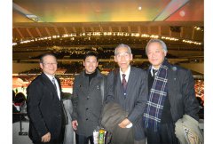 2010年東京学術交流会での日本の知人との記念写真 2010年東京学術交流会での日本の知人との記念写真